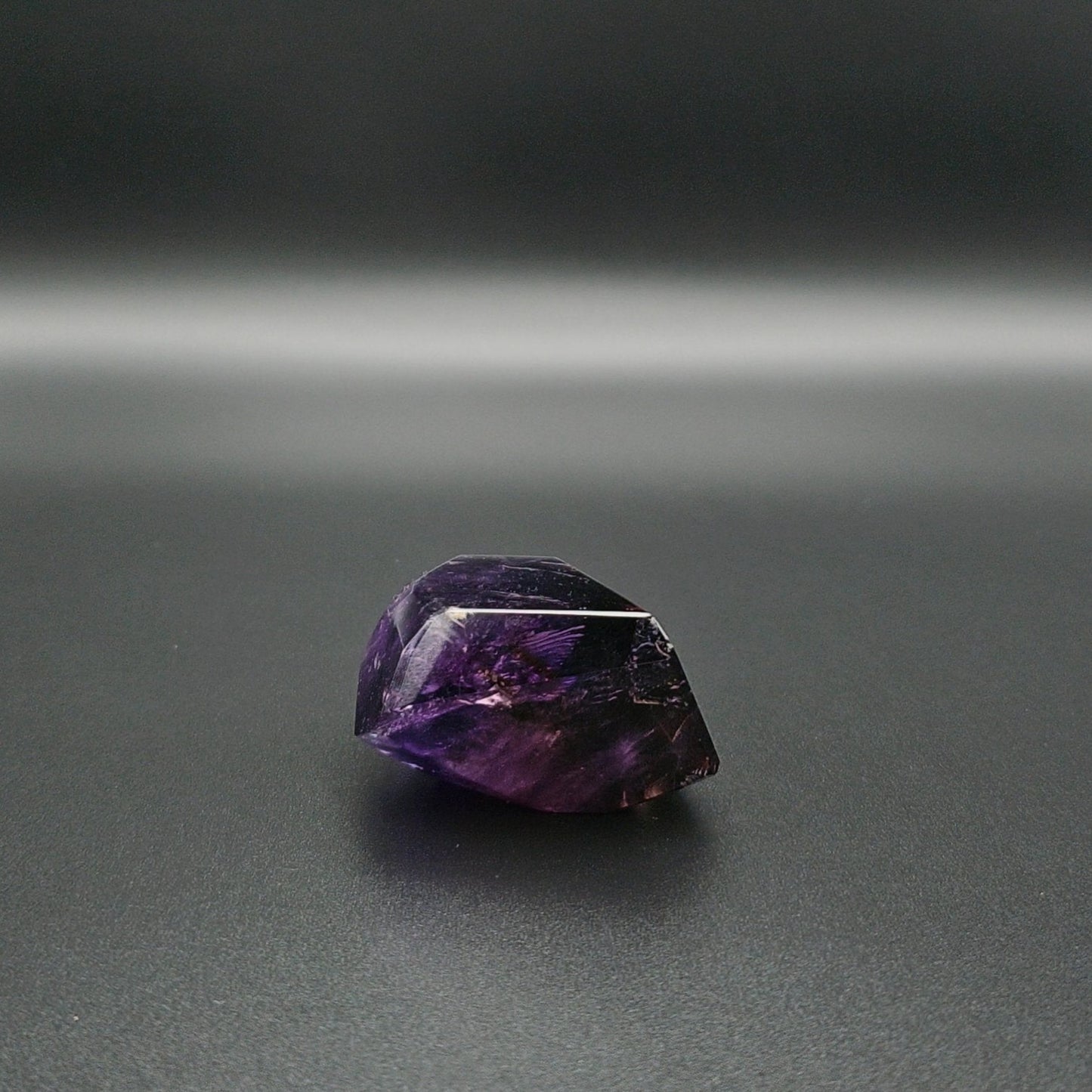 Amethyst Dunkelviolett