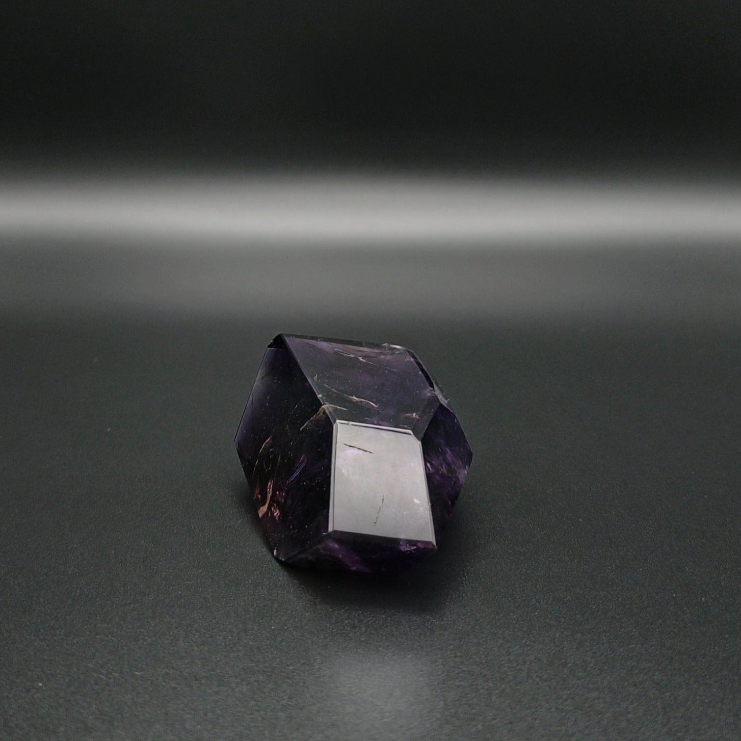 Amethyst Dunkelviolett