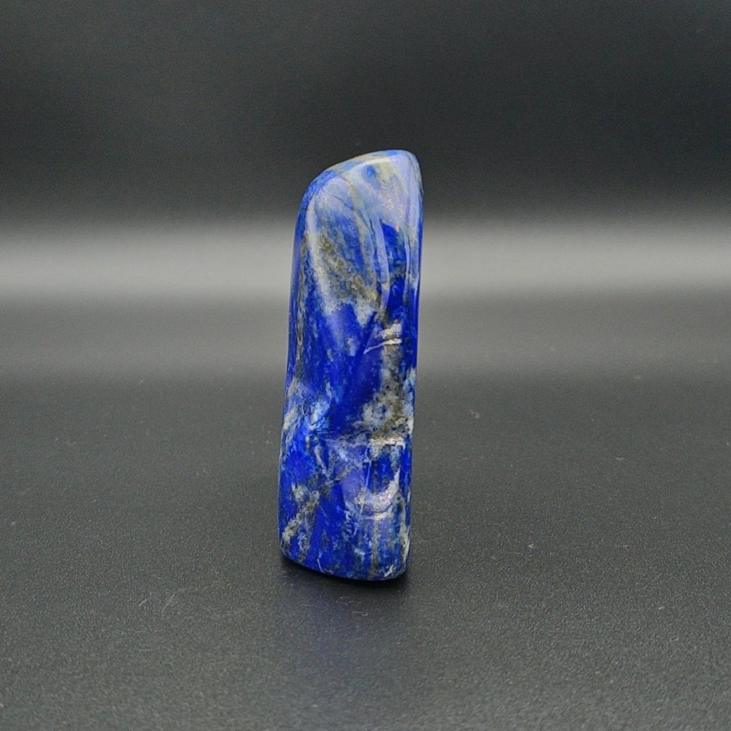 Lapis Lazuli Freiform Nr. 17 - allanit minerals